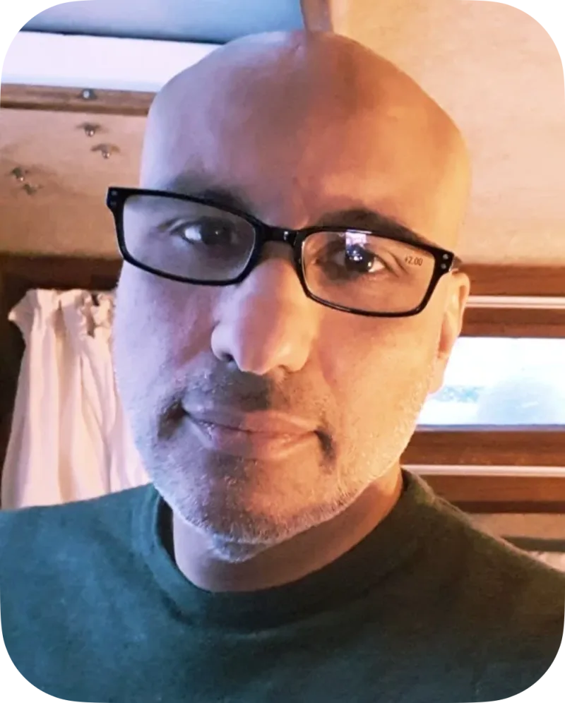 Dr. Gonzalo Solla